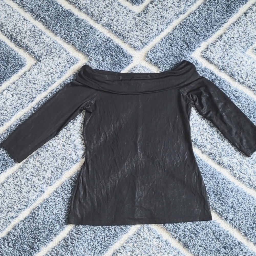 CITY STREETS Off-the-shoulder top